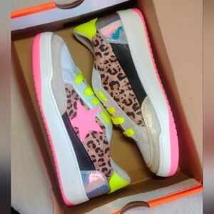 Wonder Nation Pink and Leopard Kids Sneakers
